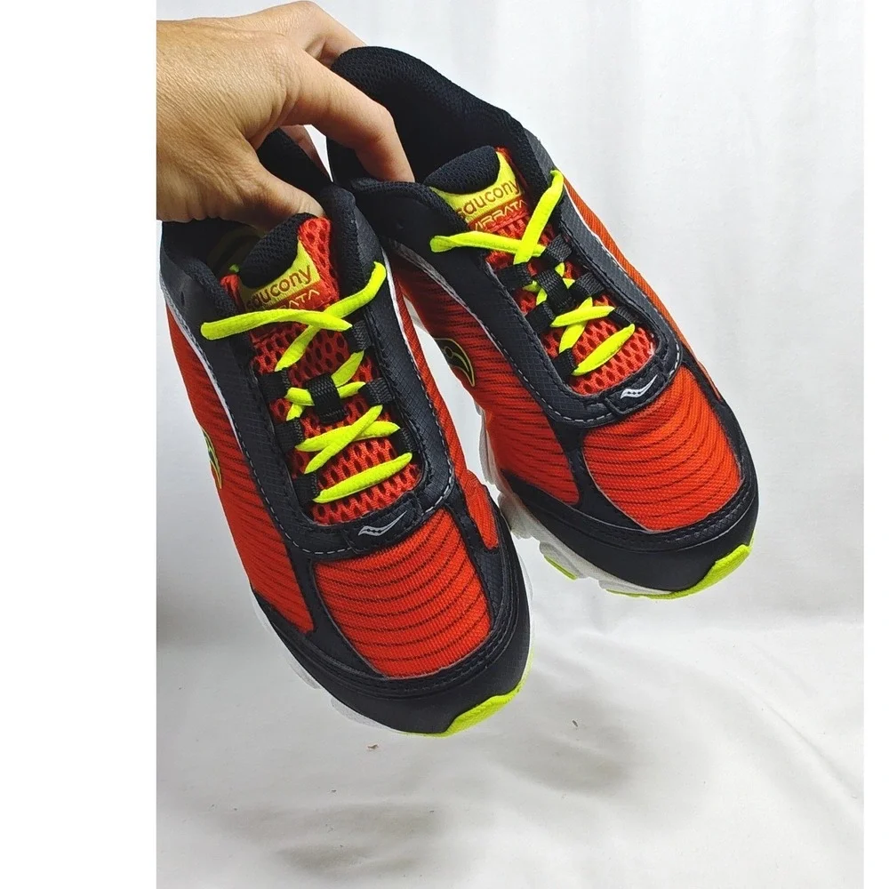Saucony Virrata Running Shoes Red Black Citron Boys Sneakers 2 M New